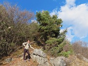 Alla CROCE del PIZZO RABBIOSO (1132 m) da Bracca ad anello passando dalla CROCE DI BRACCA (937 m)-19febb24 - FOTOGALLERY